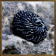 Beaded brooch - black